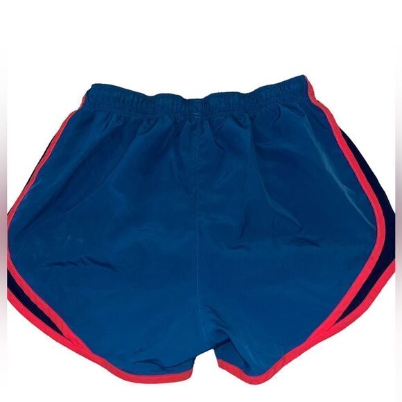 Nike Dri-Fit Shorts - Picture 2 of 5